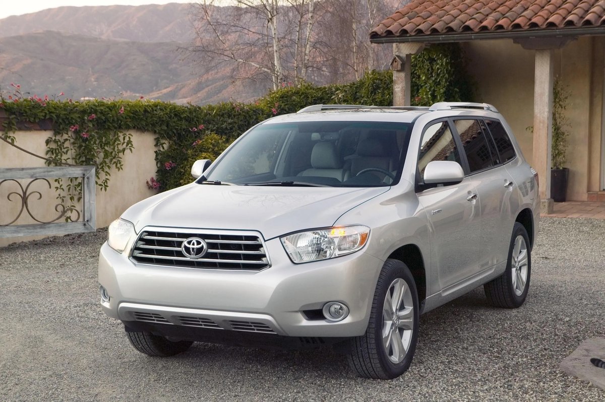 Second Generation Toyota Highlander Faced Musty A/C, Wiring Problems